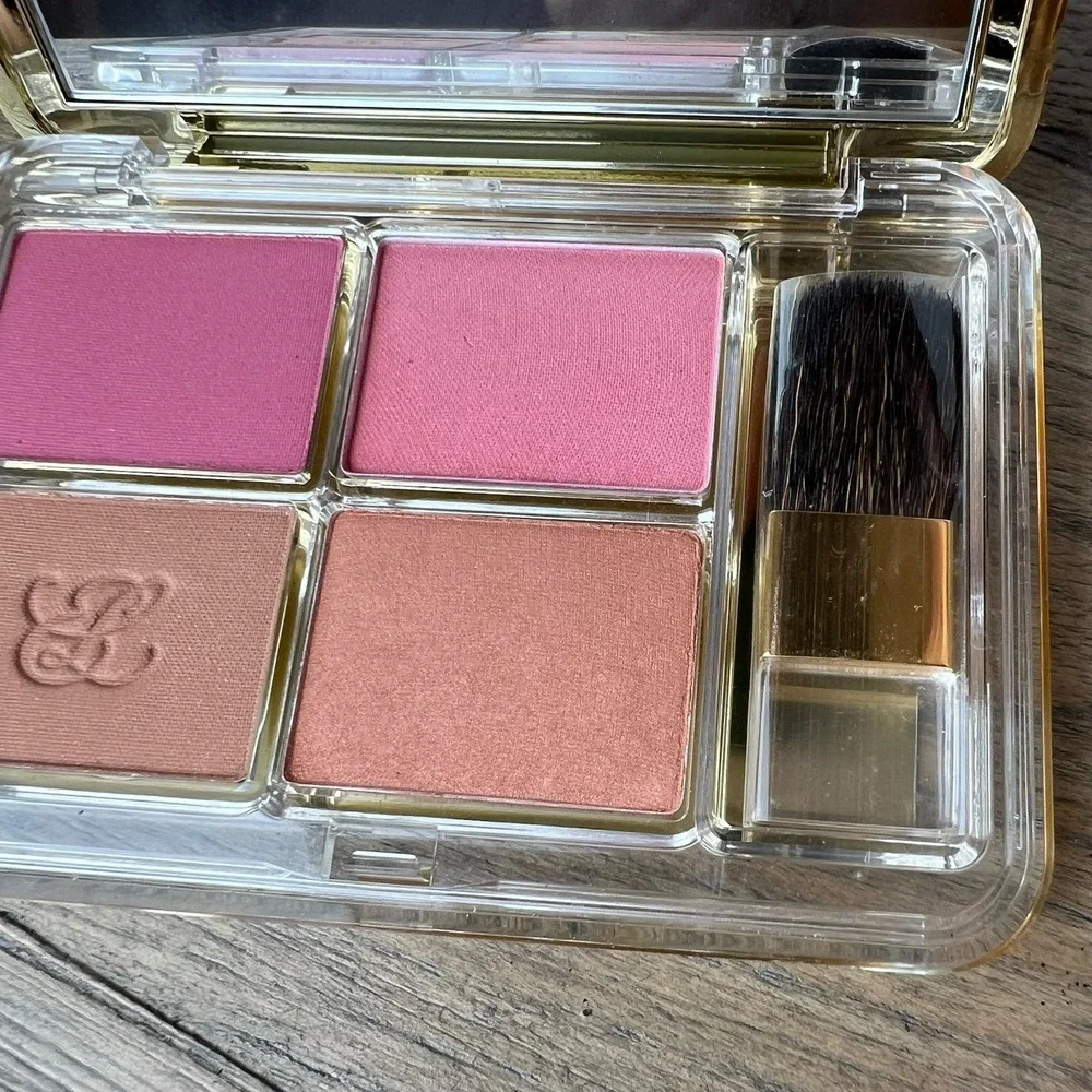 Estee Lauder Deluxe All Over Face Compact Blush Pink Bronze Goddess Bronzer